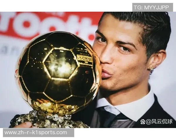 足球巨星携手女儿亮相,传承荣耀与温情,父爱与足球的完美融合 足球巨星携手女儿亮相,传承荣耀与温情,父爱与足球的完美融合